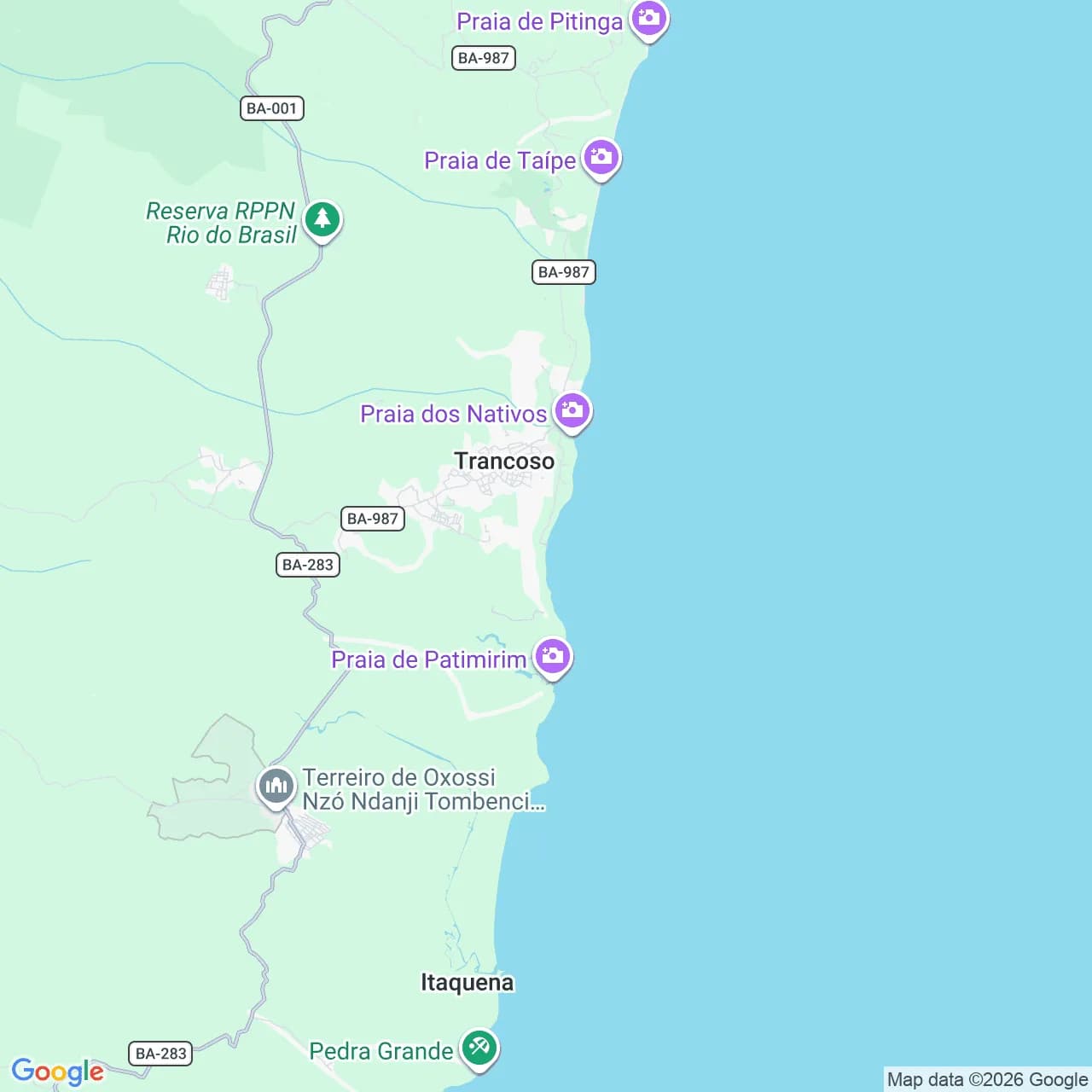Mapa estilizado da Praia de Itapororoca, em Trancoso, com a posição da villa marcada